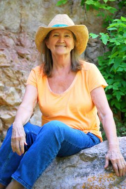 Olgun kadın güzelliğinin.