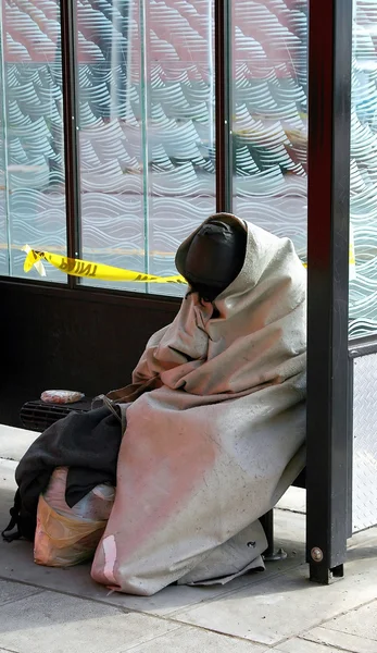 Homeless man outside. — Stock Photo, Image