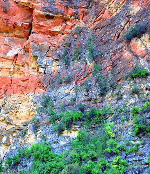 Formación de rocas de montaña . — Foto de Stock