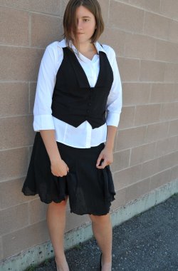 Dışarıdaki kadın güzellik ifadeleri.