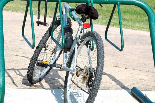 Bicycle Locked Parked Bike Rack Outdoors — Stock Photo, Image