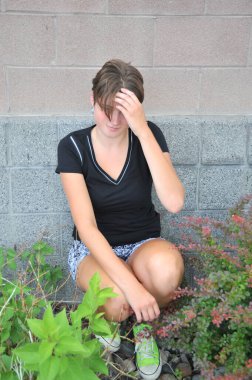 Kadın güzellik mankeni ifadeleri dışarıda..