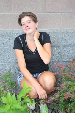 Kadın güzellik mankeni ifadeleri dışarıda..