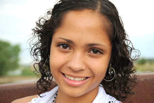 Afroamericano Femminile Bellezza Espressioni Solo Fuori — Foto Stock