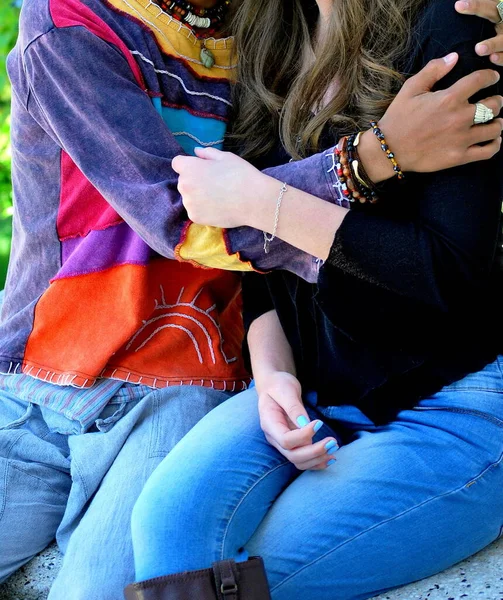 Interracial Female Couple Celebrating Lesbian Pride Day Outdoors — Zdjęcie stockowe