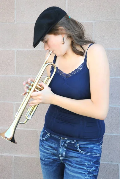 Female Trumpet Player Blowing Her Horn Wall — Stock Photo, Image