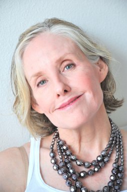 Olgun kadın güzelliğinin.