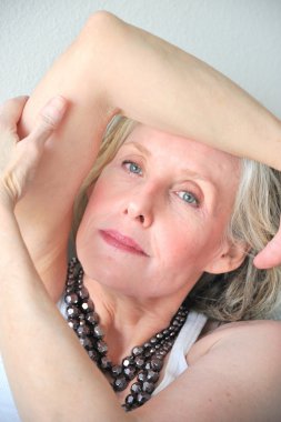 Olgun kadın güzelliğinin.