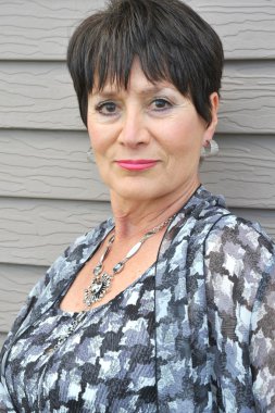 Olgun kadın güzelliğinin.