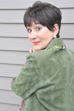 Olgun kadın güzelliğinin.