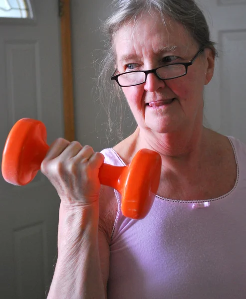 Vrouwelijke training. — Stockfoto