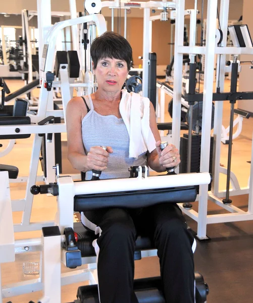 Vrouwelijke training. — Stockfoto