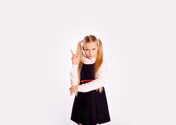 Menina Uniforme Preto Estrito Fundo Branco — Fotografia de Stock