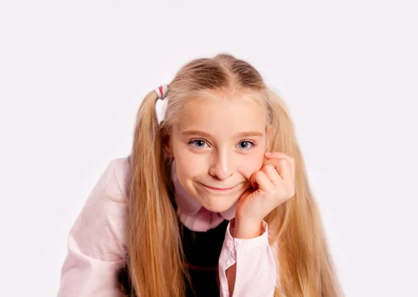 Menina Uniforme Preto Estrito Fundo Branco — Fotografia de Stock