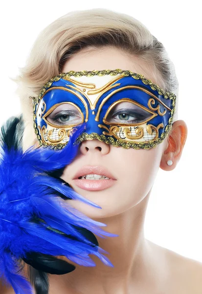 Hermosa mujer en máscara de carnaval — Foto de Stock