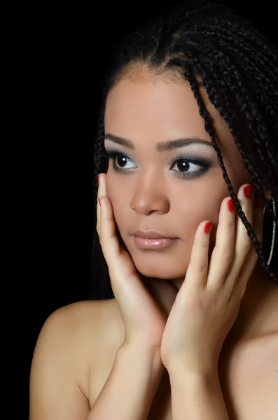 Mulatto woman with beautiful make-up — Stock Photo, Image