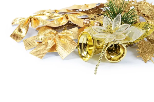 Kerstboom gouden versieringen — Stockfoto