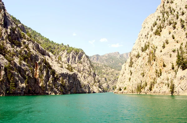 Yeşil Kanyon dağlarda