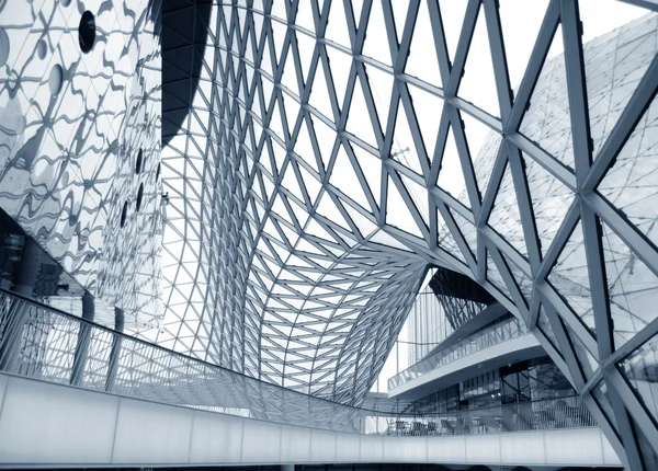 Interior do edifício de escritório moderno — Fotografia de Stock