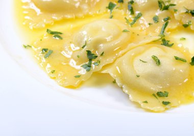 Ricotta ve patates dolma mantı