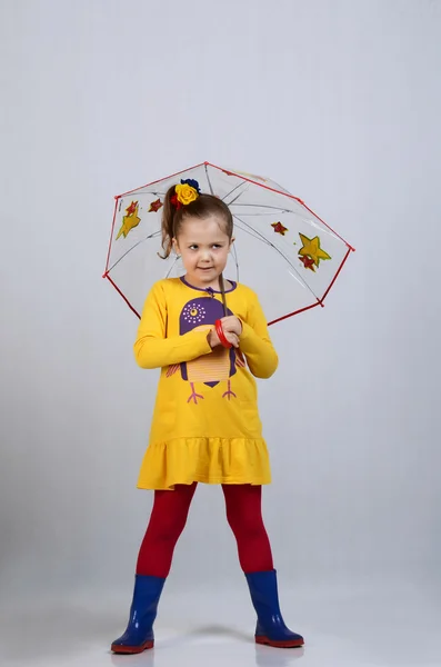 Menina com guarda-chuva — Fotografia de Stock