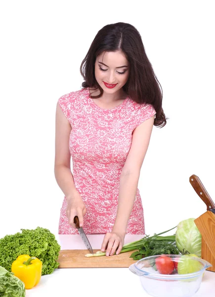Sağlıklı gıda kavramı. Kesme sebze salata içine. — Stok fotoğraf