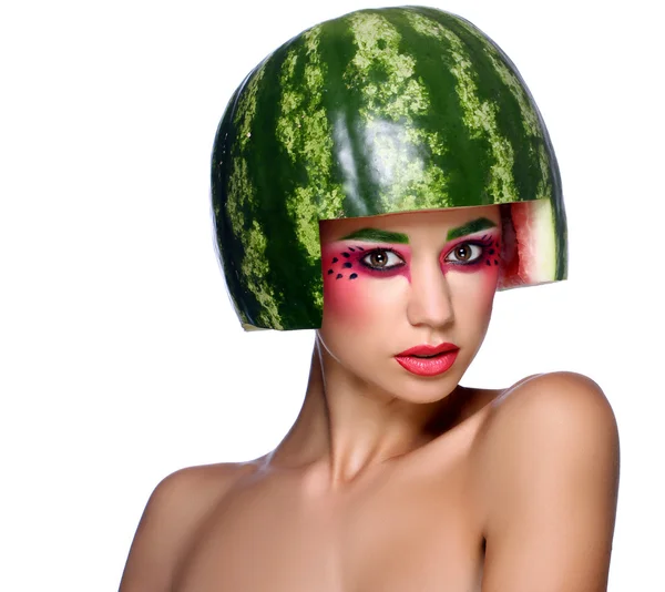 Meisje met watermeloen — Stockfoto