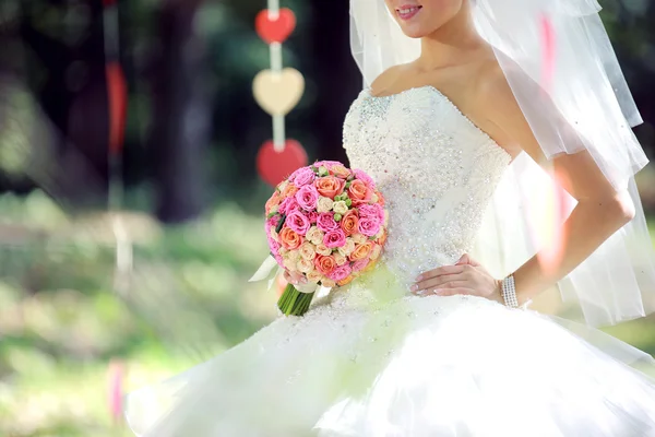 Bellissimo bouquet da sposa — Foto Stock