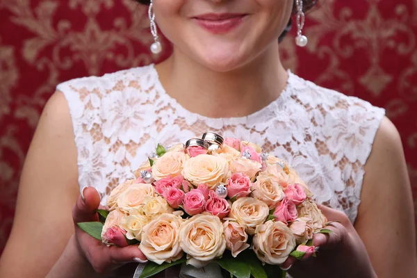 Wedding bouquet of roses — Stock Photo, Image