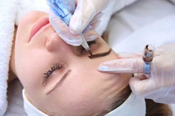 Permanent make up on eyebrows. — Stock Photo, Image