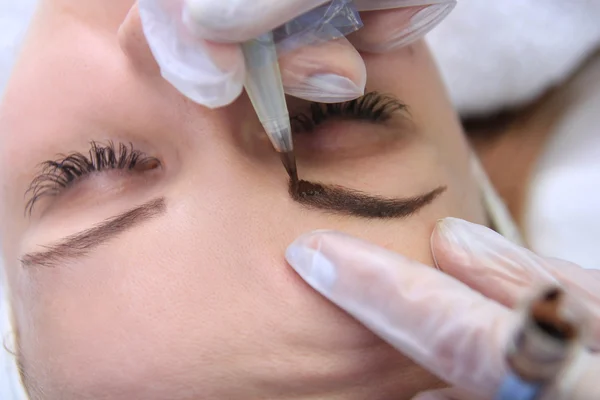 Permanent make up on eyebrows — Stock Photo, Image