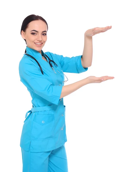 Médico mulher apresentando e mostrando espaço de cópia para produ — Fotografia de Stock