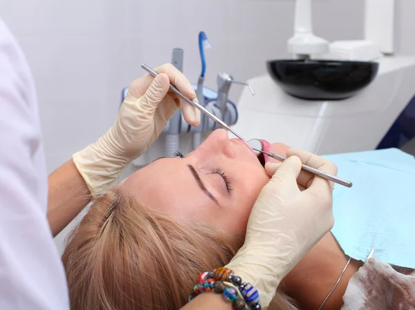 O conceito de dentes saudáveis . — Fotografia de Stock