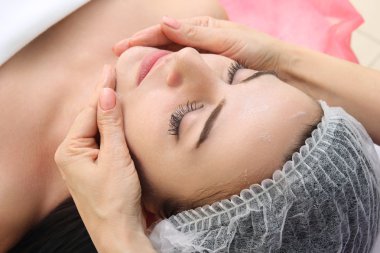 Spa. Kozmetik masaj.