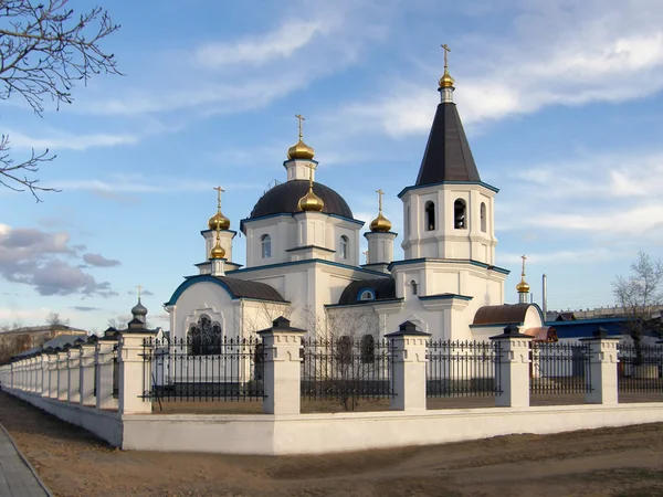 Igreja Ortodoxa. Igreja da Natividade de Cristo. Ulan-Ude. Bur... — Fotografia de Stock
