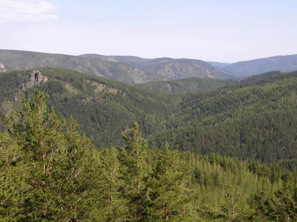 "Стовпи"природний заповідник. Красноярськ. Сибір. — стокове фото