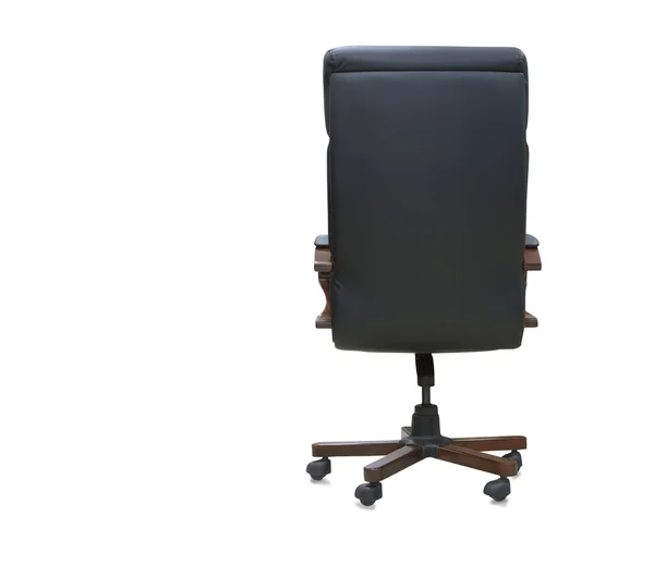 Vue arrière de chaise de bureau moderne en cuir noir. Isolé — Photo