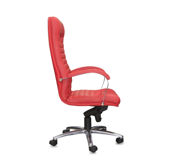 Современное офисное кресло из красной кожи. Isolated — стоковое фото