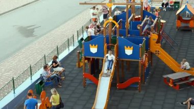 Volgograd, Rusya Federasyonu - 27 Eylül 2015: çocuklar çok eğlenceli Oyun Bahçesi.