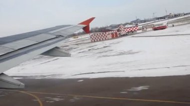 Bir jet kalktıktan üzerinden görüntülemek