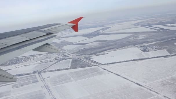 Vista desde un avión despegando — Vídeo de stock