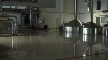 bira üretimi - mash fıçılar.