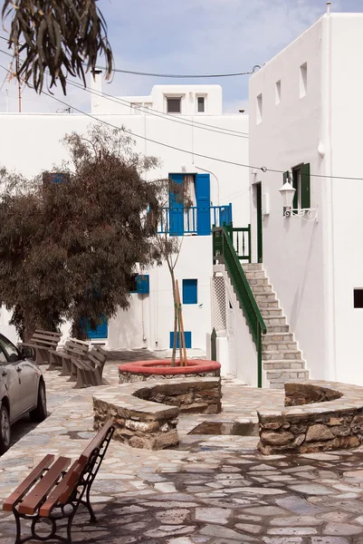 Classical Greek architecture of the streets - stairs, balconies, — Stock Photo, Image