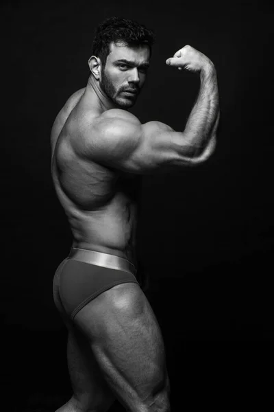 Fitness Modelo Masculino Estúdio — Fotografia de Stock