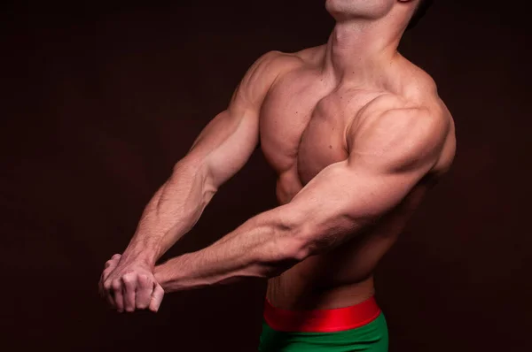 Muskelmuskulös Manlig Bål Med Magmuskler — Stockfoto