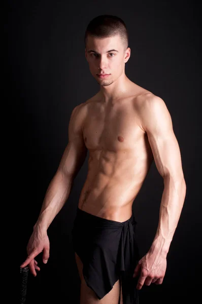 Musculado Modelo Masculino Posando Estúdio — Fotografia de Stock