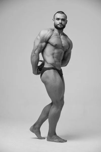 Fitness Modelo Masculino Estúdio — Fotografia de Stock