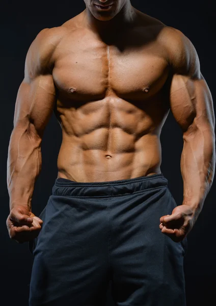 Young bodybuilder — Stock Photo, Image