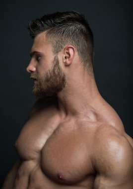 erkek fitness modeli