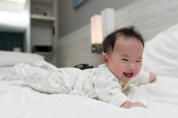 Smiling Asian baby — Stock Photo, Image